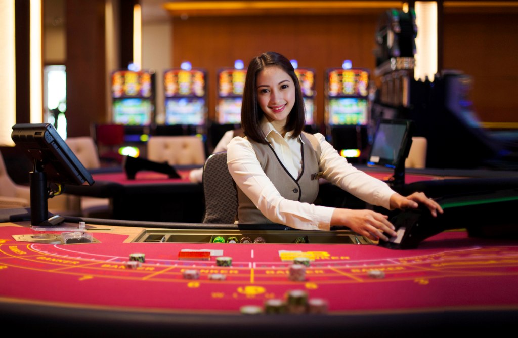 GemDisco: Why Do Casinos Rotate Dealers?